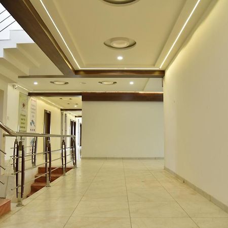Hotel Savera Inn Morbi Luaran gambar