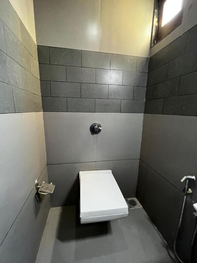 Hotel Savera Inn Morbi Luaran gambar