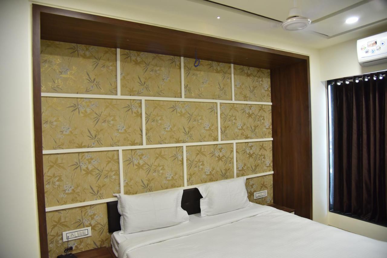 Hotel Savera Inn Morbi Luaran gambar