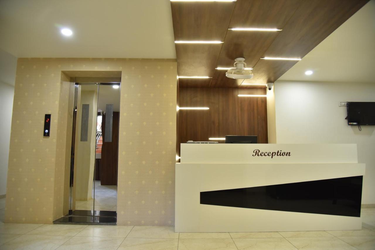 Hotel Savera Inn Morbi Luaran gambar